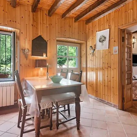 Casa Benvenuto * 보르조나사